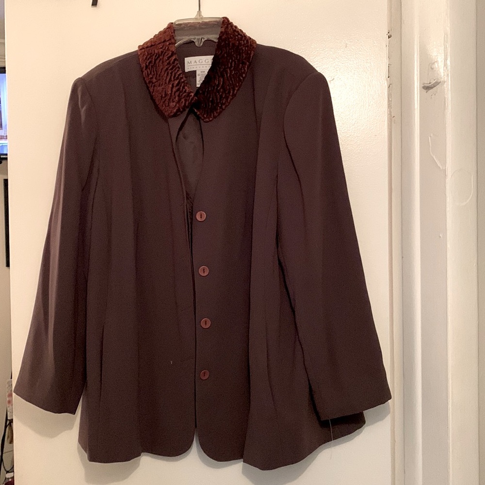 Vintage Maggie Menaughrin brown women’s jacket
